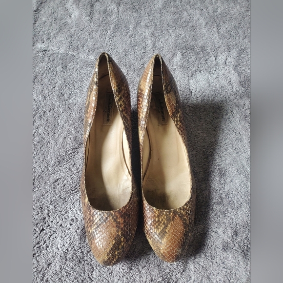 LK Bennett Brown Heels with Snakeskin Texture - Picture 9 of 9